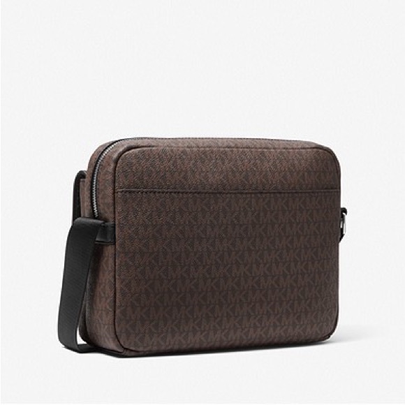 💯NEW🔲Michael Kors Men Cooper Logo Camera Bag/Messenger bag/crossbody bag - Picture 3 of 5